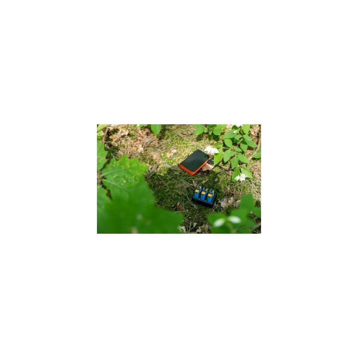 Ładowarka trójkanałowa Newell SDC-USB do akumulatorów AABAT-001 do GoPro