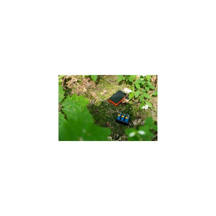 Ładowarka trójkanałowa Newell SDC-USB do akumulatorów AHDBT-901 do GoPro