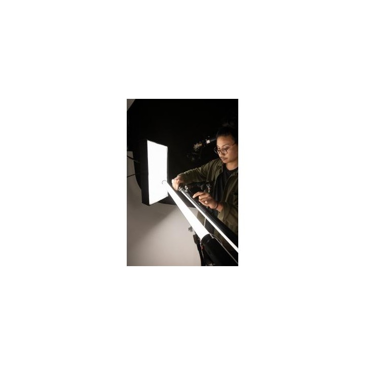 Lampa LED Amaran T4c