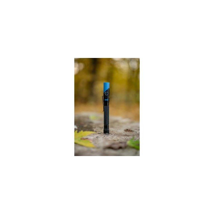 Latarka taktyczna Newell FL250L USB-C