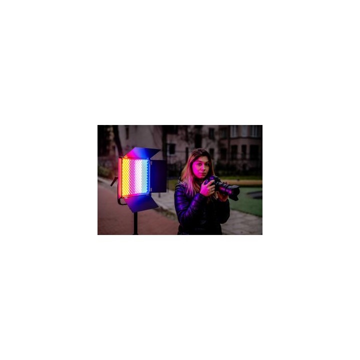 Lampa LED Newell RGB Vividha Effect
