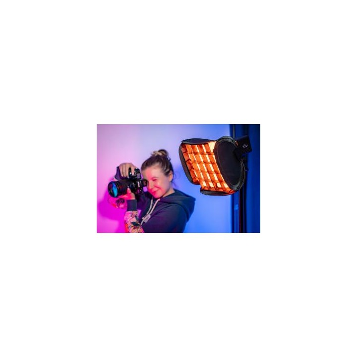 Softbox kwadratowy Newell 25 cm Mini Bowens do lampy Tara