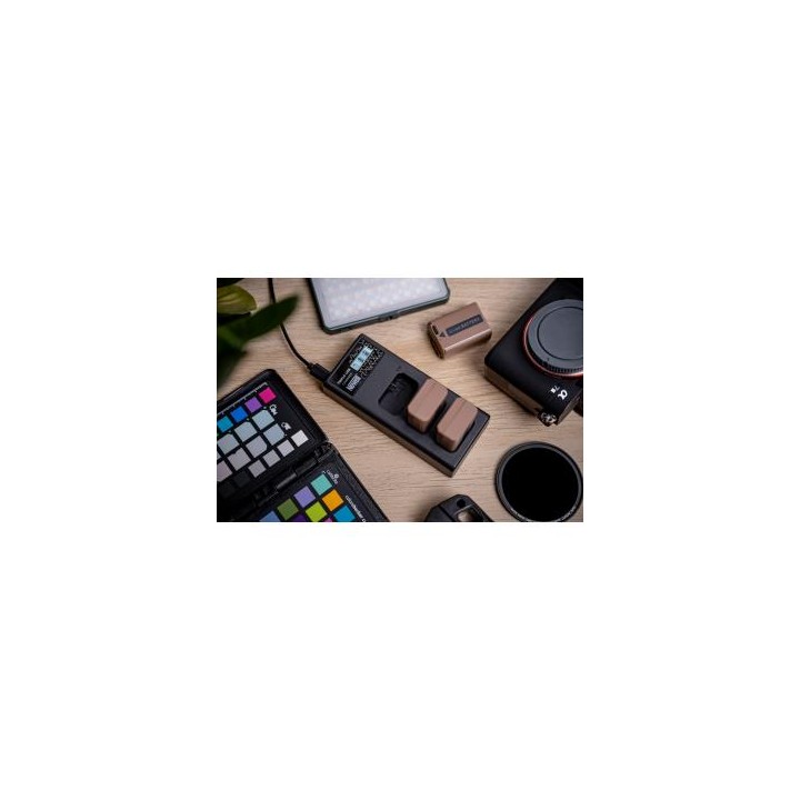 Ładowarka trzykanałowa Newell CD-USB-C do akumulatorów NP-FW50 do Sony