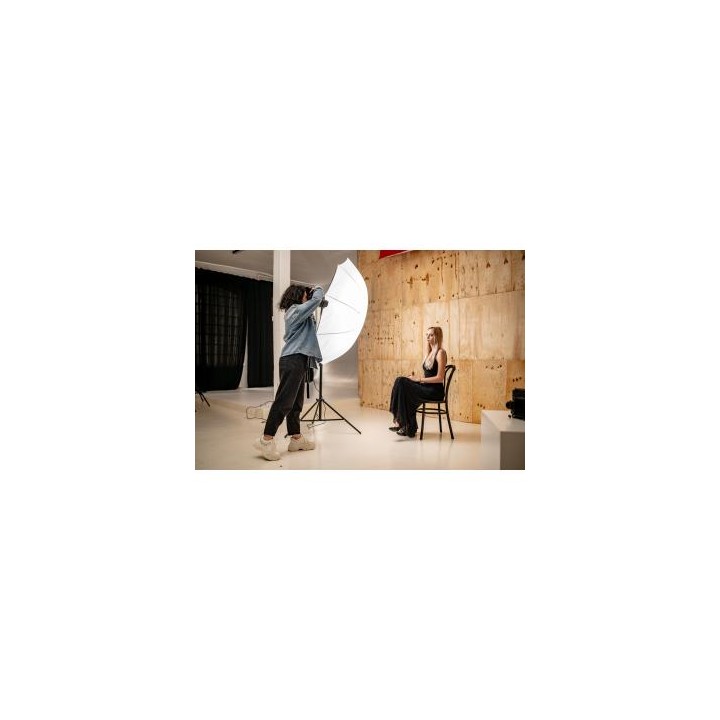 Parasolka-softbox rozpraszająca Newell 140 cm