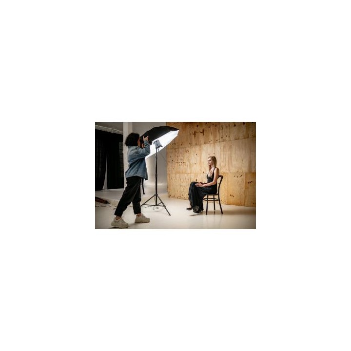 Parasolka-softbox odbijająca Newell 140 cm